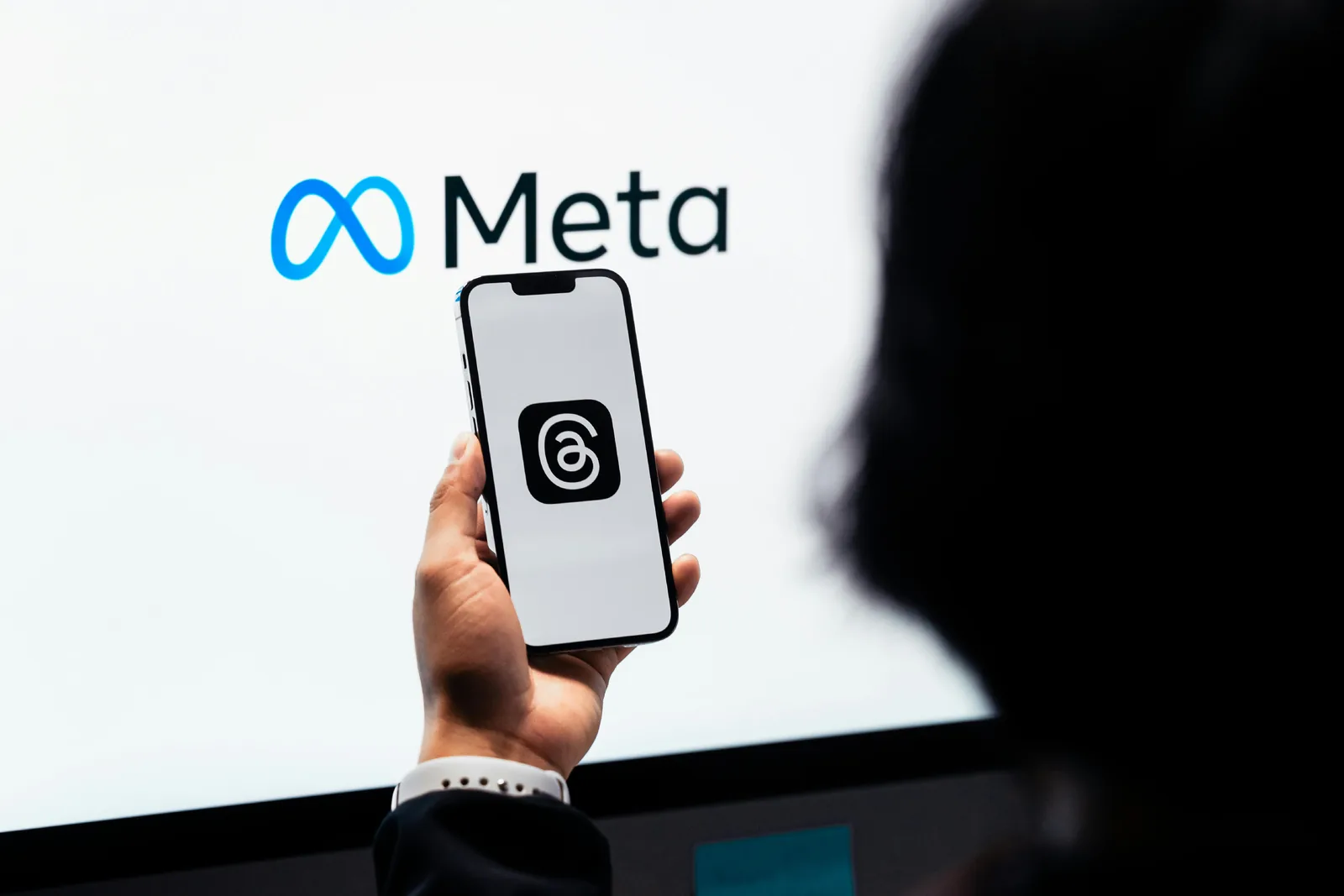 Meta's market capitalization is approaching $1 trillion