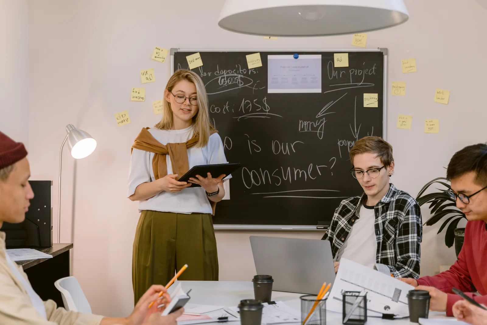Startup Weekend and IT Ladies Hackathon: Educational Programs and Other Opportunities for Startups