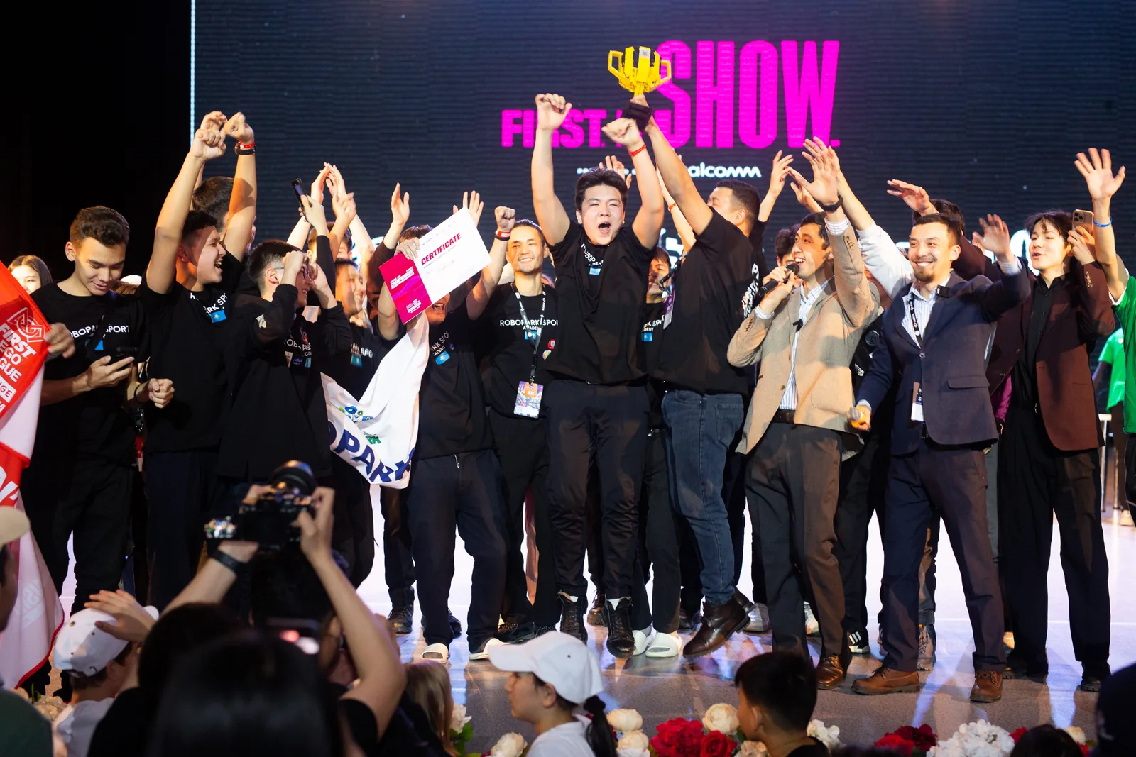 Four teams will represent Kazakhstan at the FIRST Robotics World Championship in the USA.