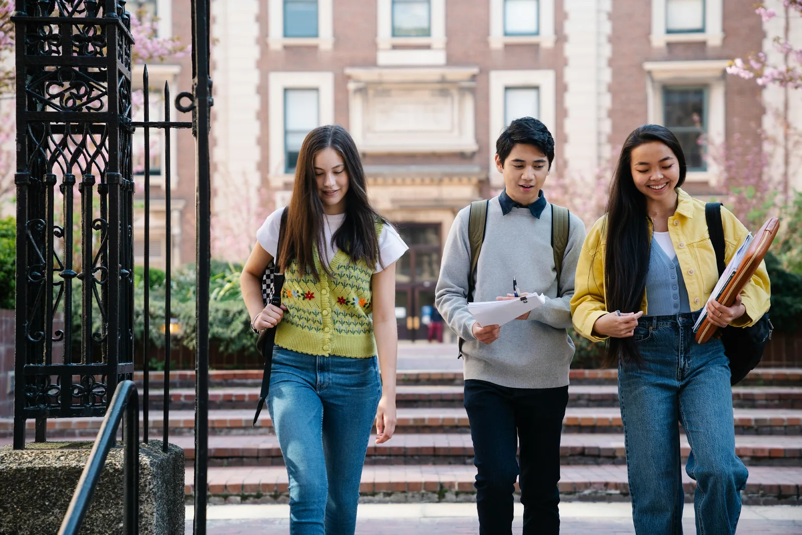 Click invites students to a series of meetups and an internship program.