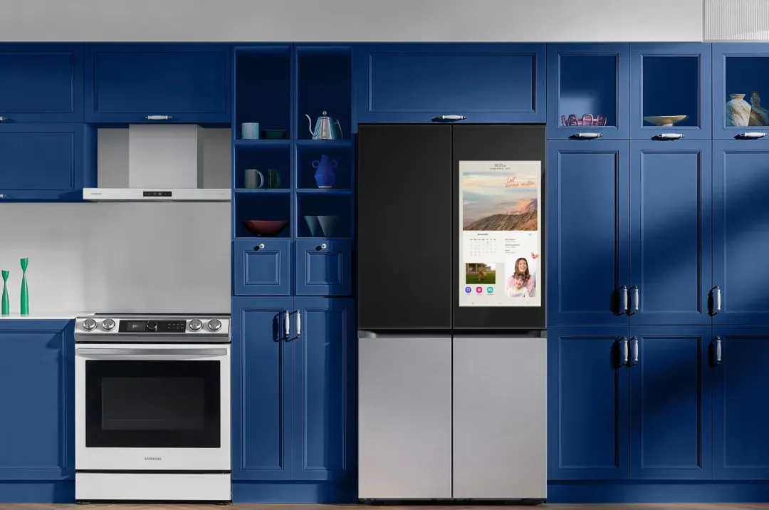 Samsung introduced smart refrigerators with voice recognition for the whole family