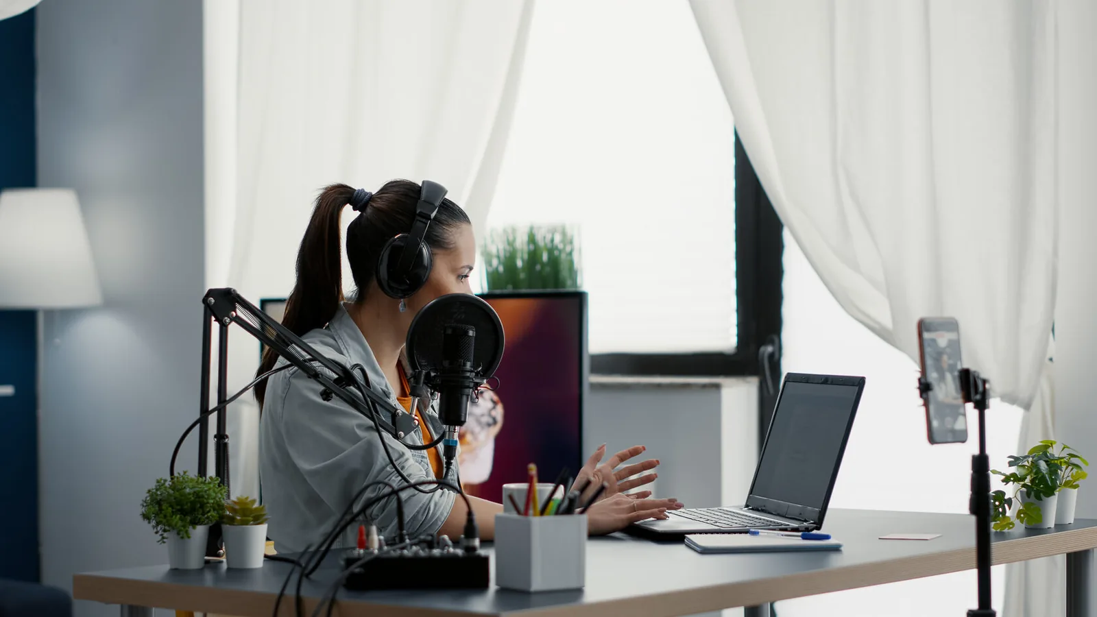 June Podcasts: 10 Podcasts About Technology, Venture Capital, and AI