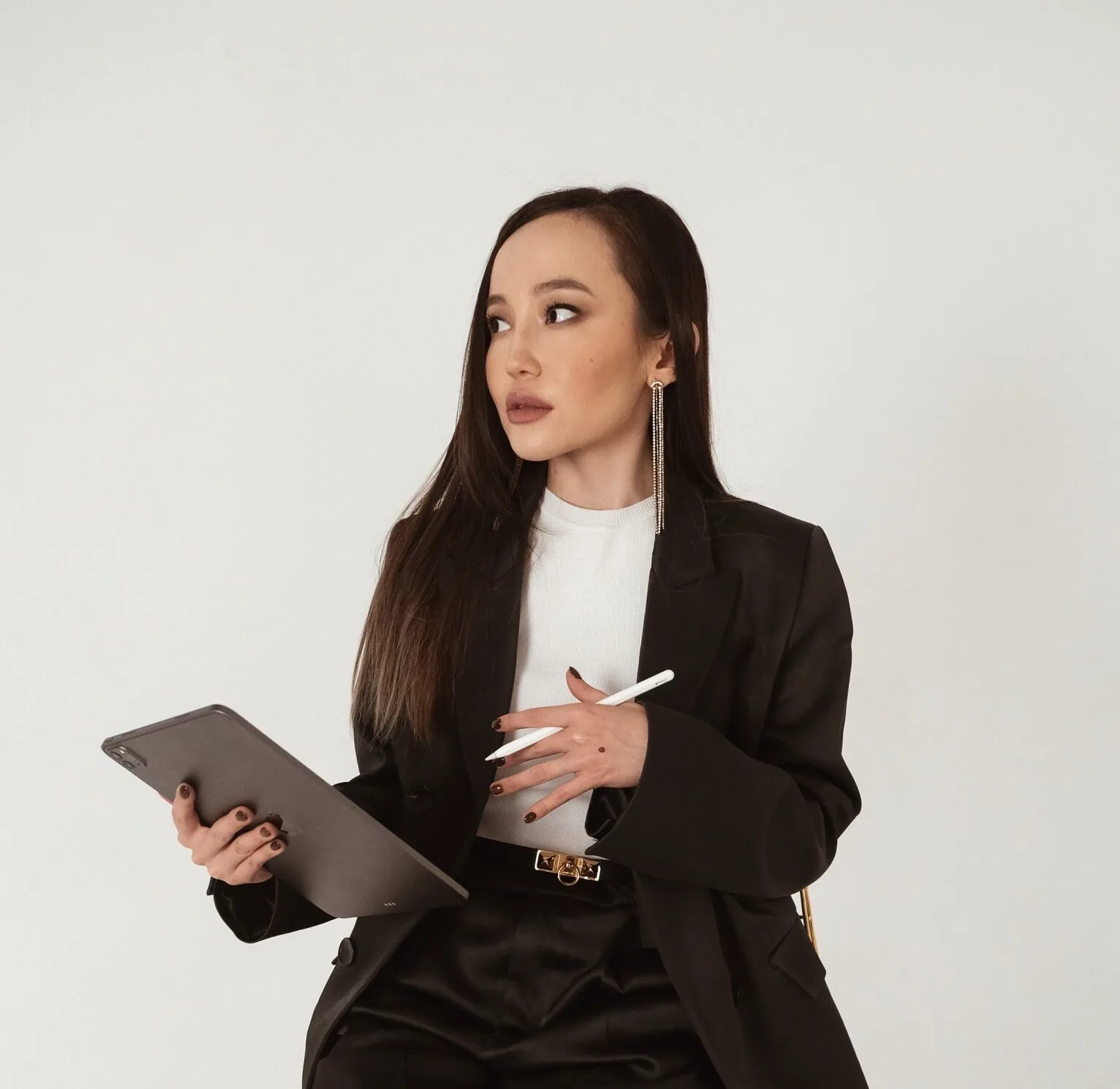 Dara Tumenbaeva on her startup Black Swan, which controls drones with the power of thought