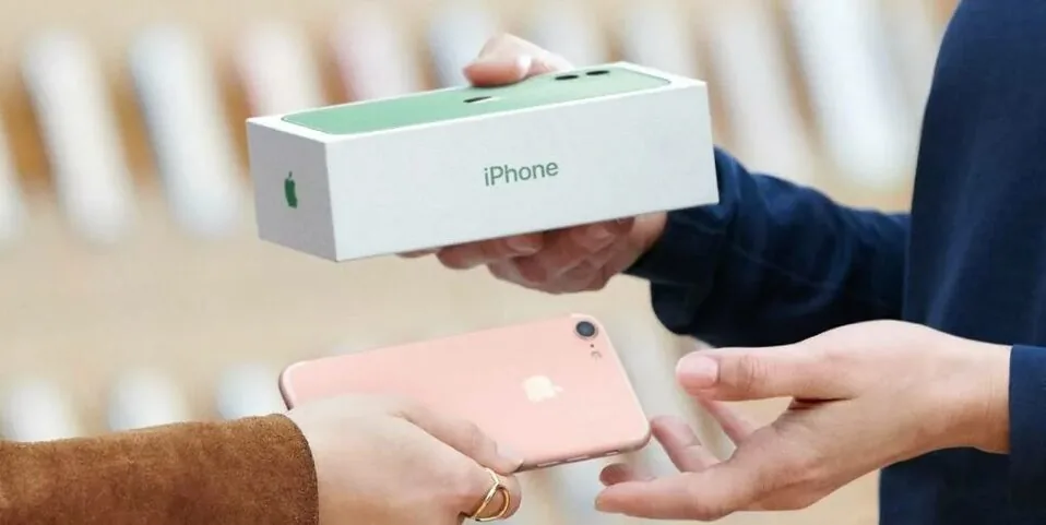 Now on Kaspi.kz, you can trade in your old iPhone for a new one.