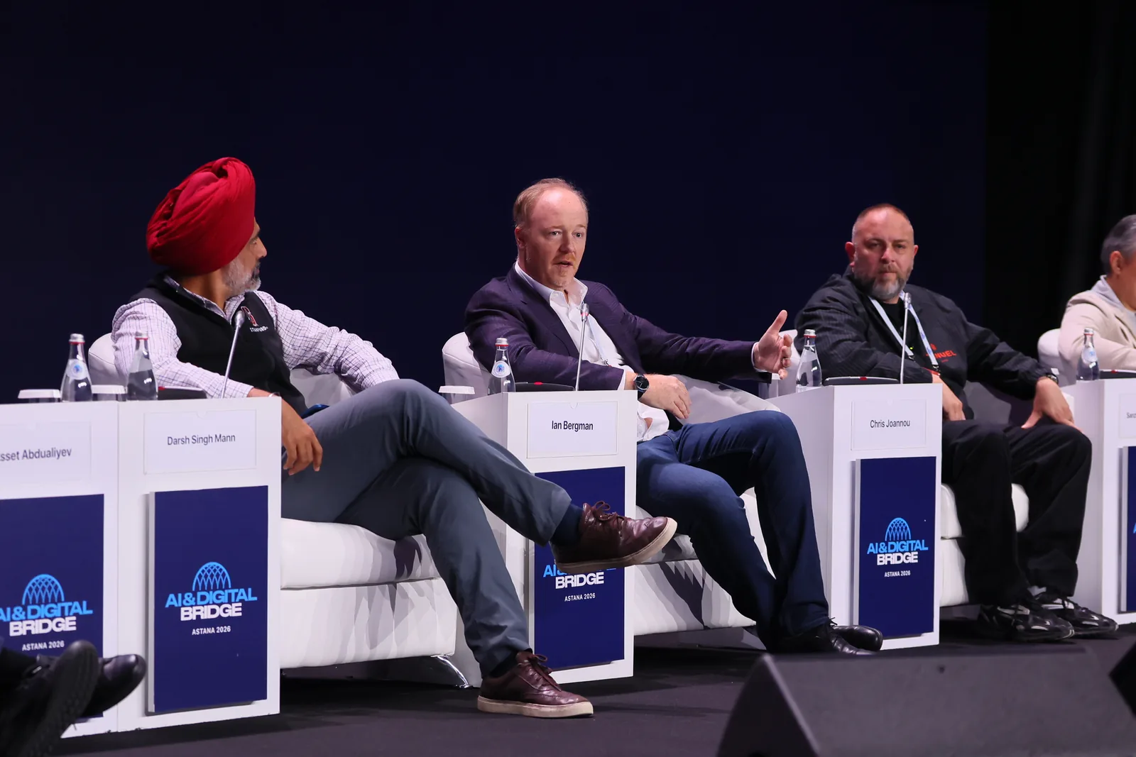 How an AI startup from Central Asia can land a major client in the US: demand, figures, and trust